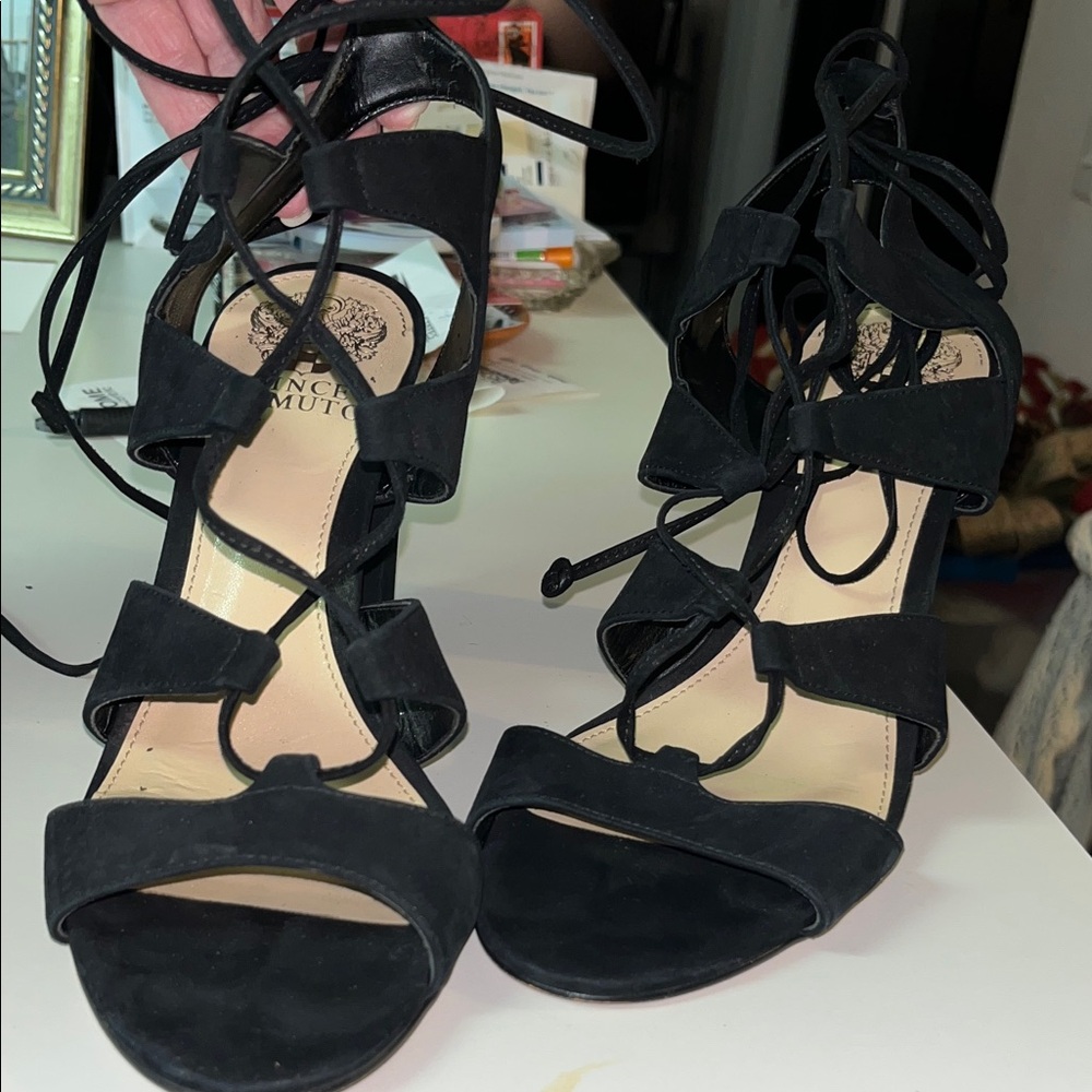 Vince Camuto Chic Black Strappy Block 4’ Heels Size 8 - Picture 4 of 13